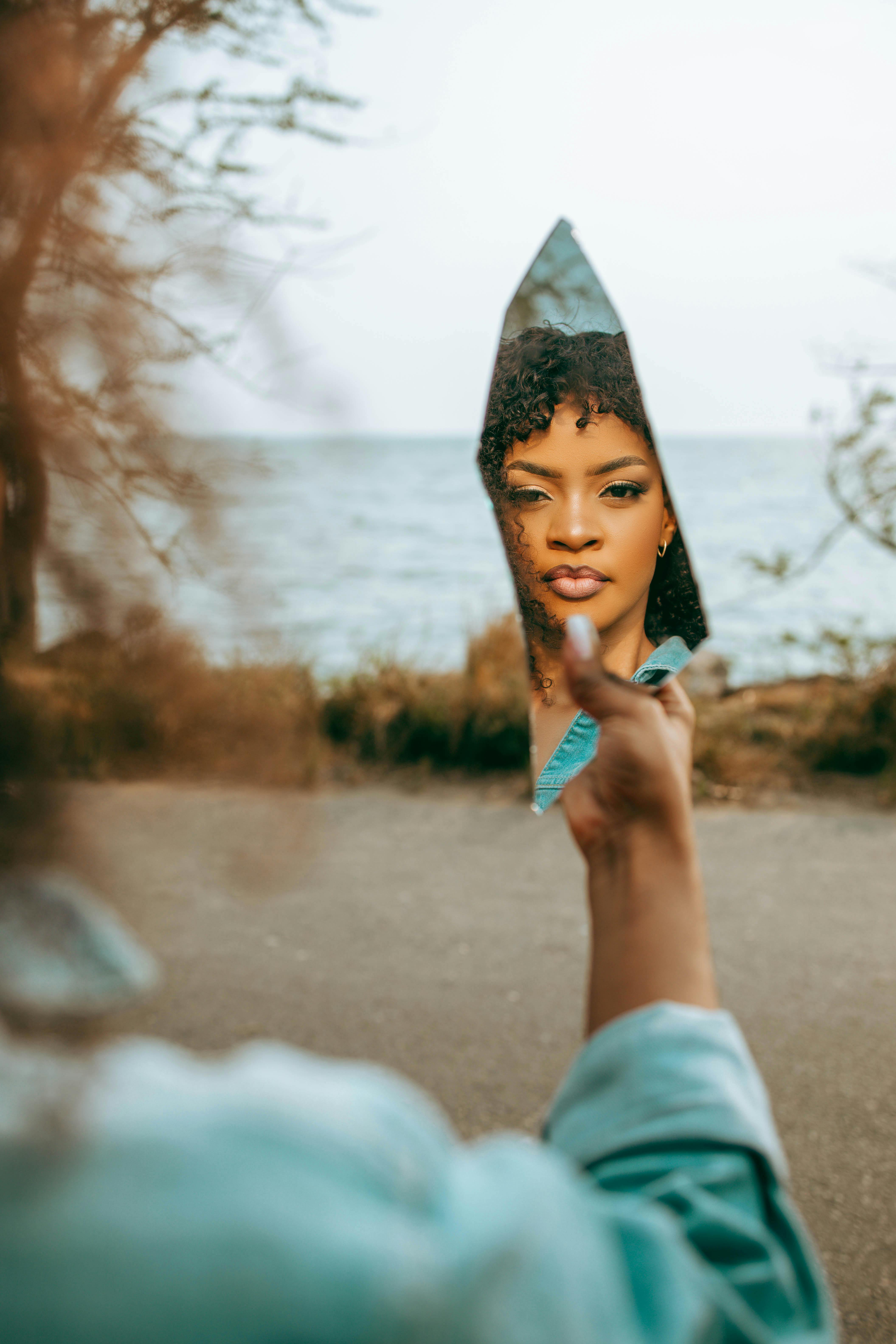 YSL水蜜桃86两年半：暖光下的柔粉橘显白效果